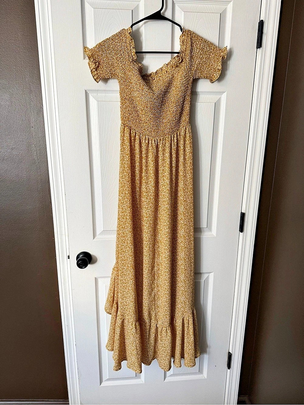 Floral Maxi Dress in Yellow & Brown Like New